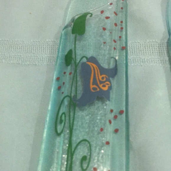 Hanging Flower Bud Vases 2 Hand-Blown & painted Gorgeous bud vases A unique Gift - Picture 4 of 9